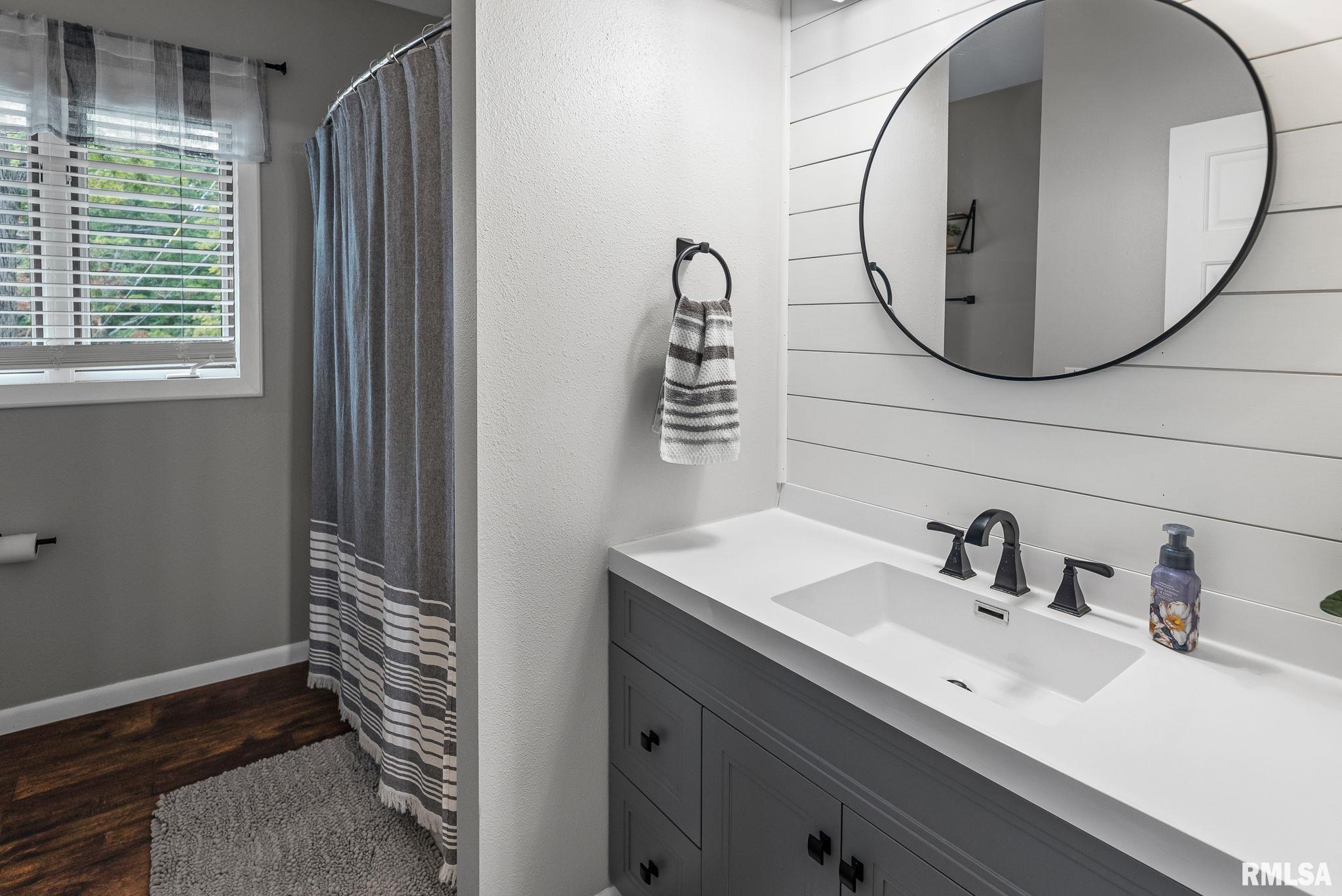 1080 Race Track Road Centralia, IL 62801 - Photo 28 of 60