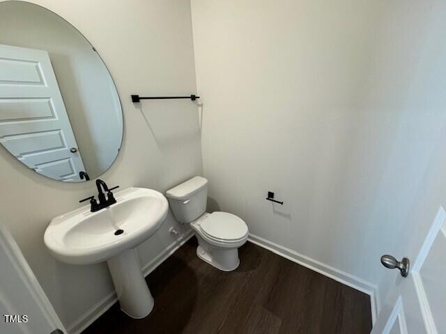 10548 Brookside Reserve Road Raleigh, NC 27614 - Photo 8 of 23 RR 19 - Half Bath