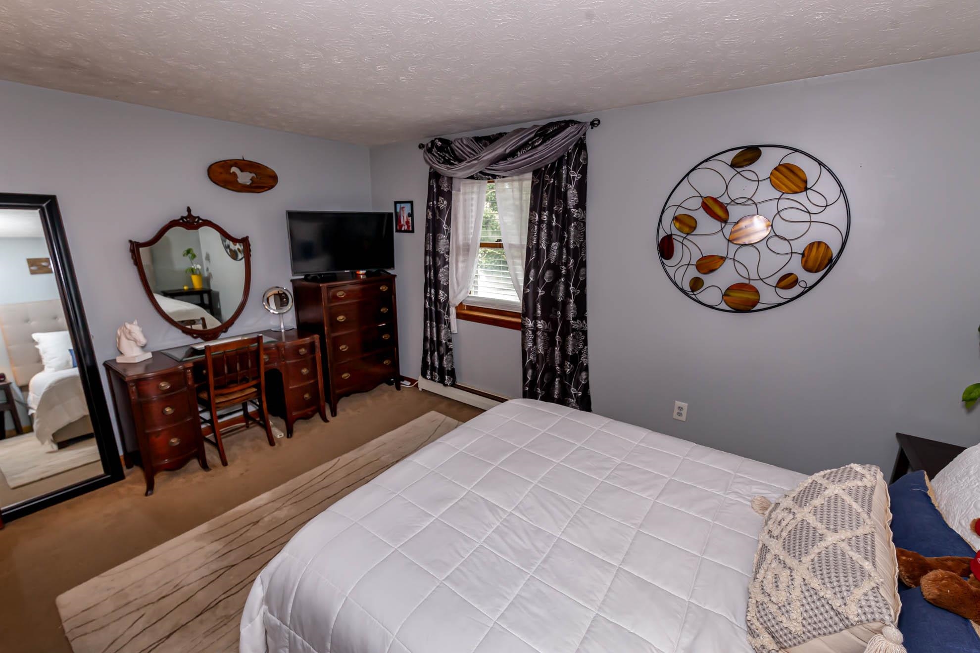 10 Norman Drive, Unit R Derry, NH 03038 - Photo 13 of 24