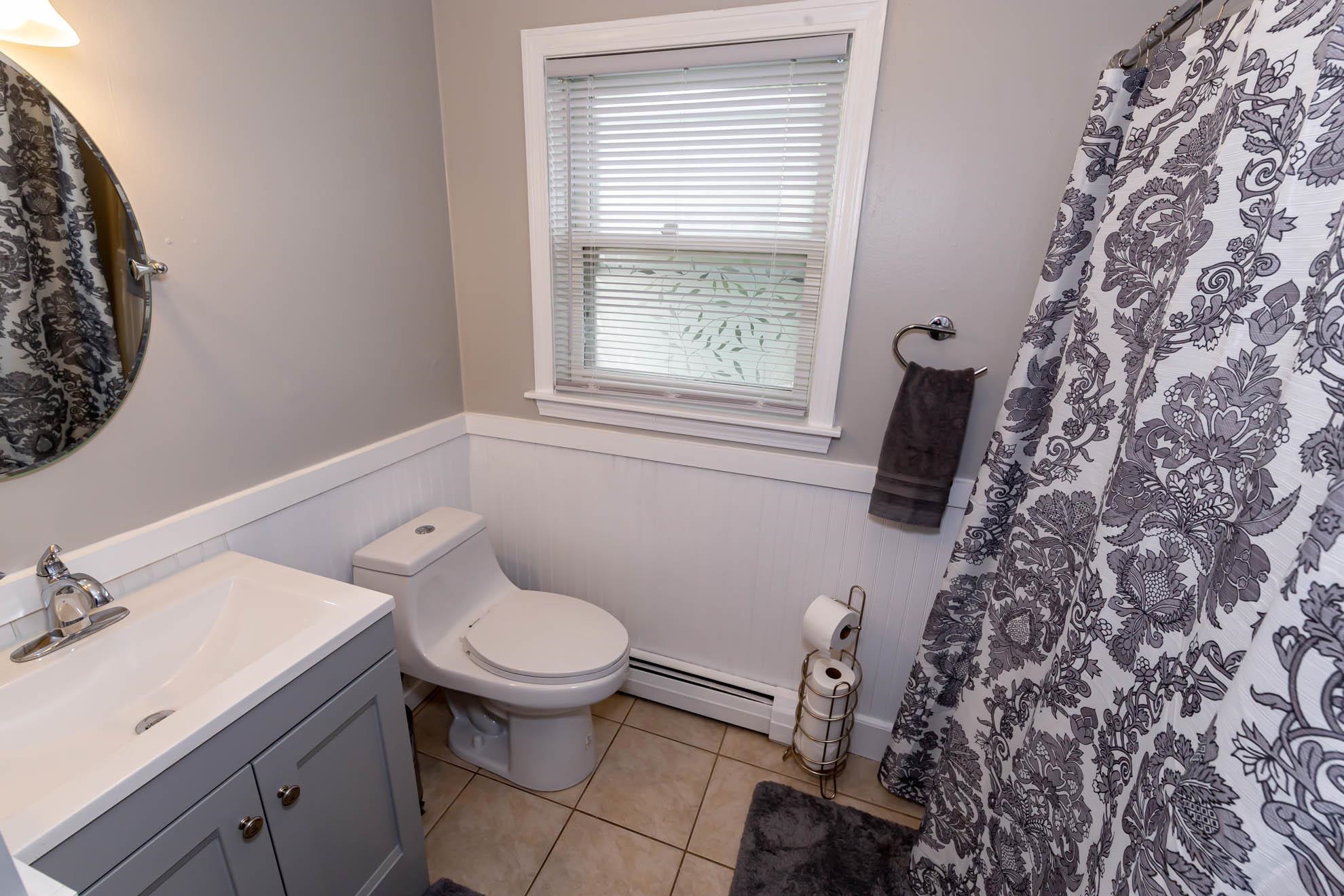 10 Norman Drive, Unit R Derry, NH 03038 - Photo 15 of 24