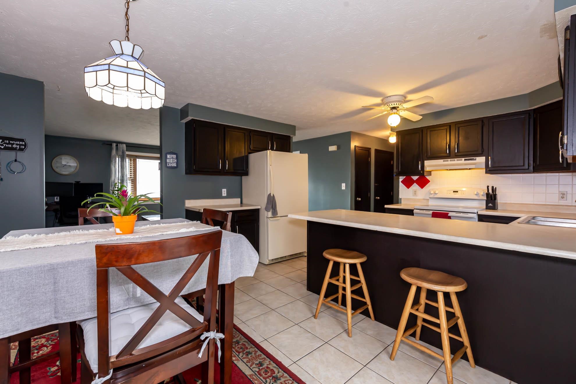 10 Norman Drive, Unit R Derry, NH 03038 - Photo 7 of 24