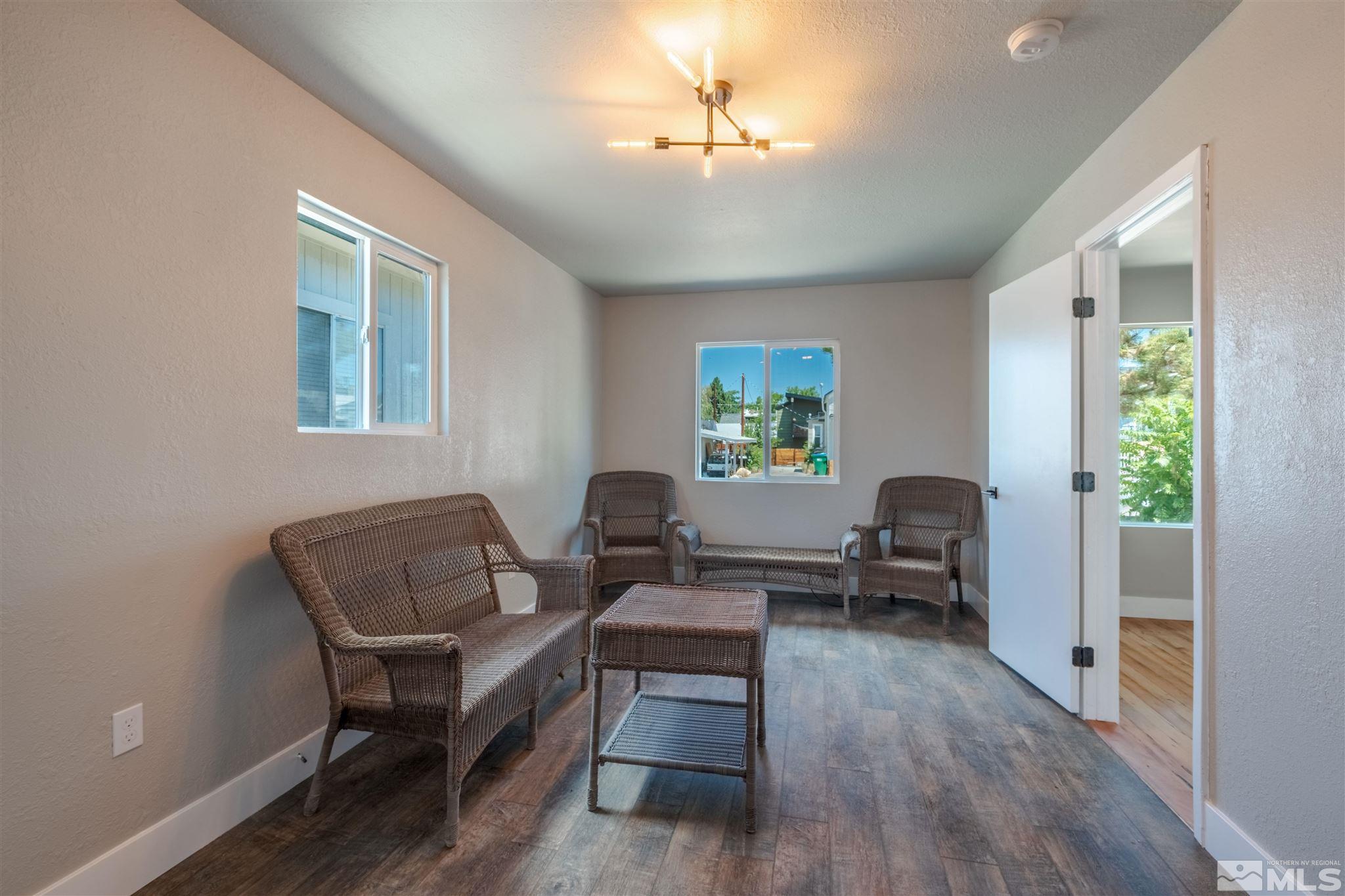 210 Cheney Street Reno, NV 89502 - Photo 3 of 24 Photo 3