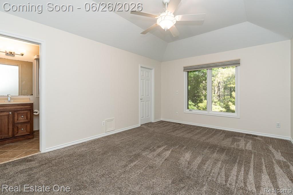 227 Bloomer Ridge Court Rochester, MI 48307 - Photo 21 of 45 227 Bloomer Ridge Ct_MLS-022.jpg