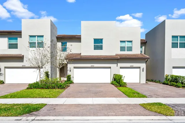 $3,300 | 4834 Navali Drive, Lake Worth, FL 33467