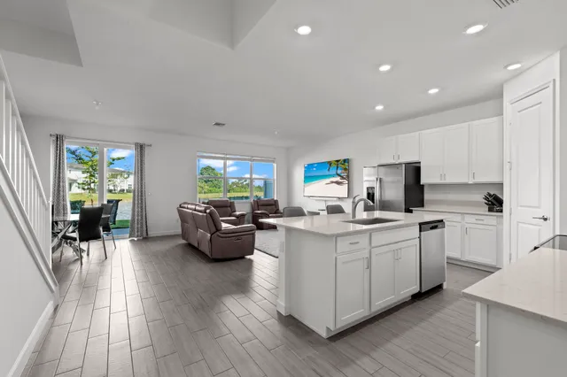 $3,300 | 4834 Navali Drive, Lake Worth, FL 33467