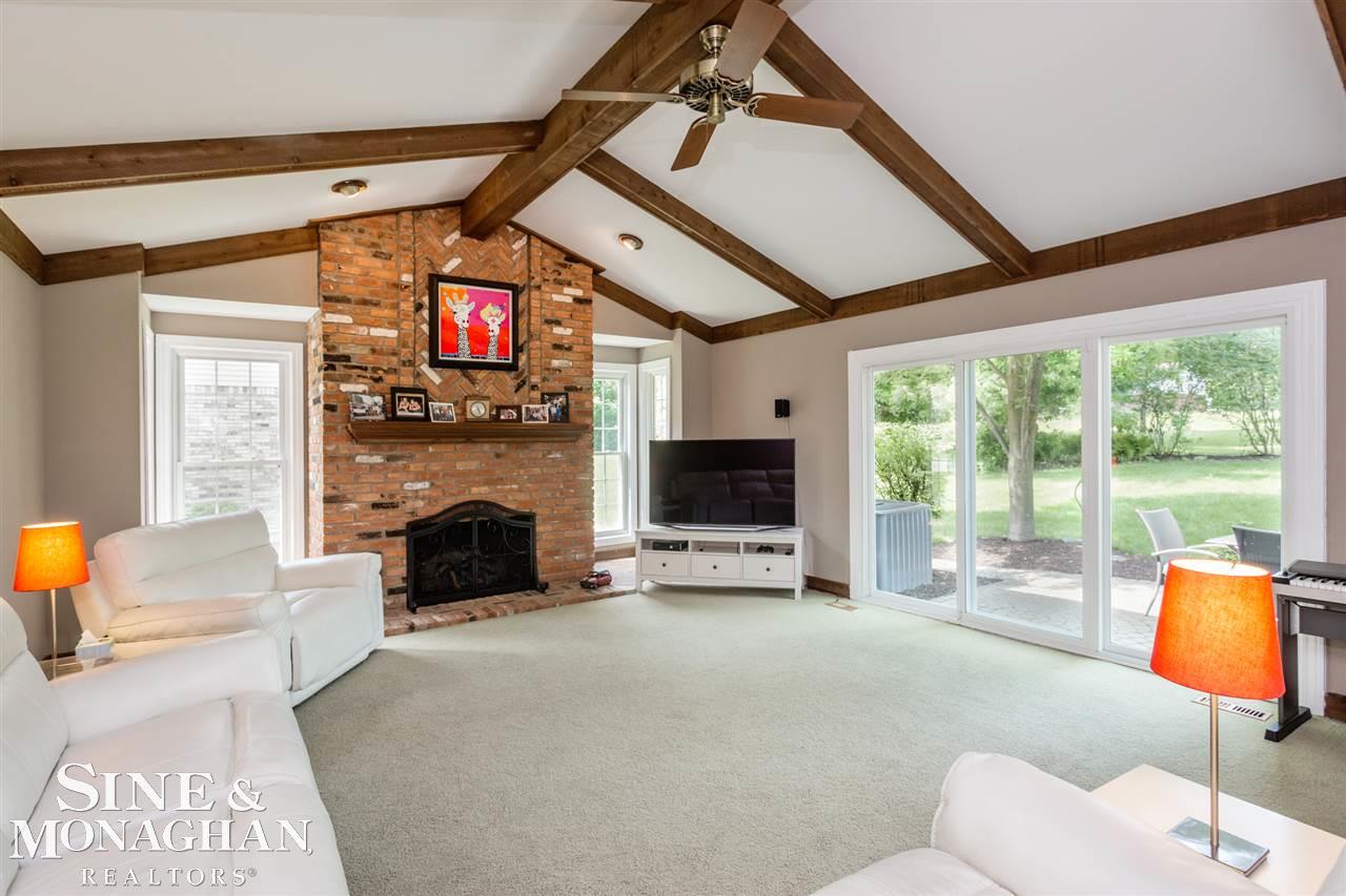 422 Lake Forest Road Rochester Hills, MI 48309 - Photo 17 of 59