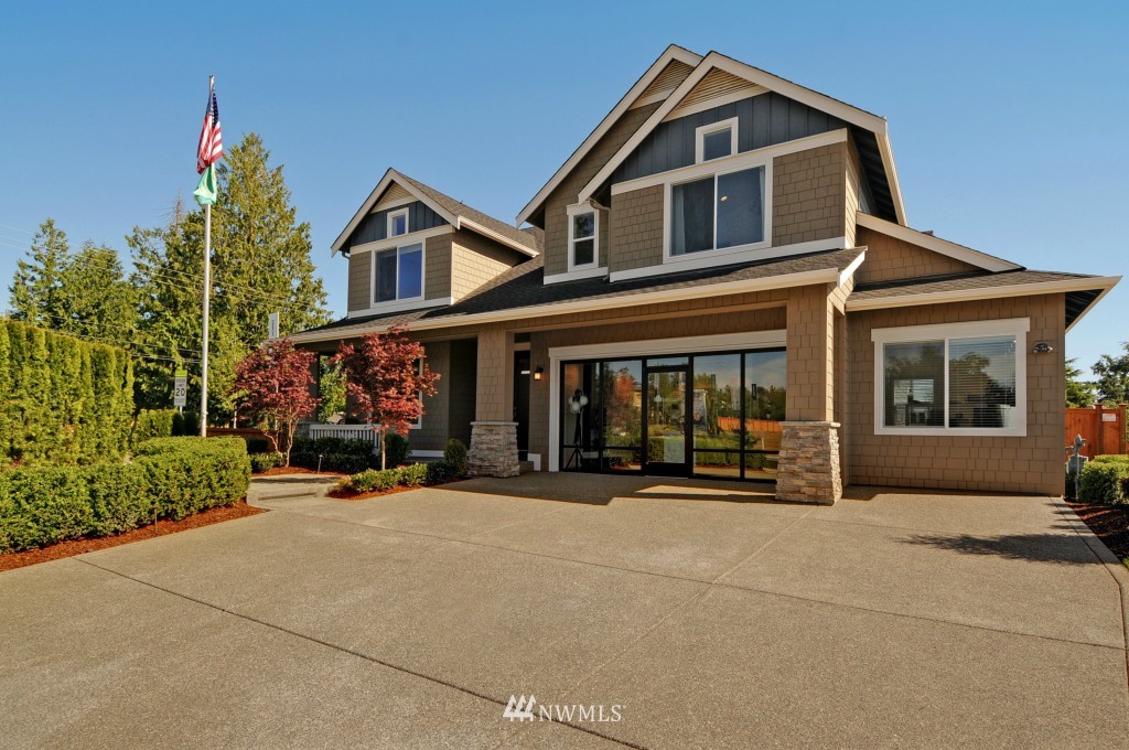 5225 Northeast 2nd Place Renton, WA 98059 - Photo 1 of 18