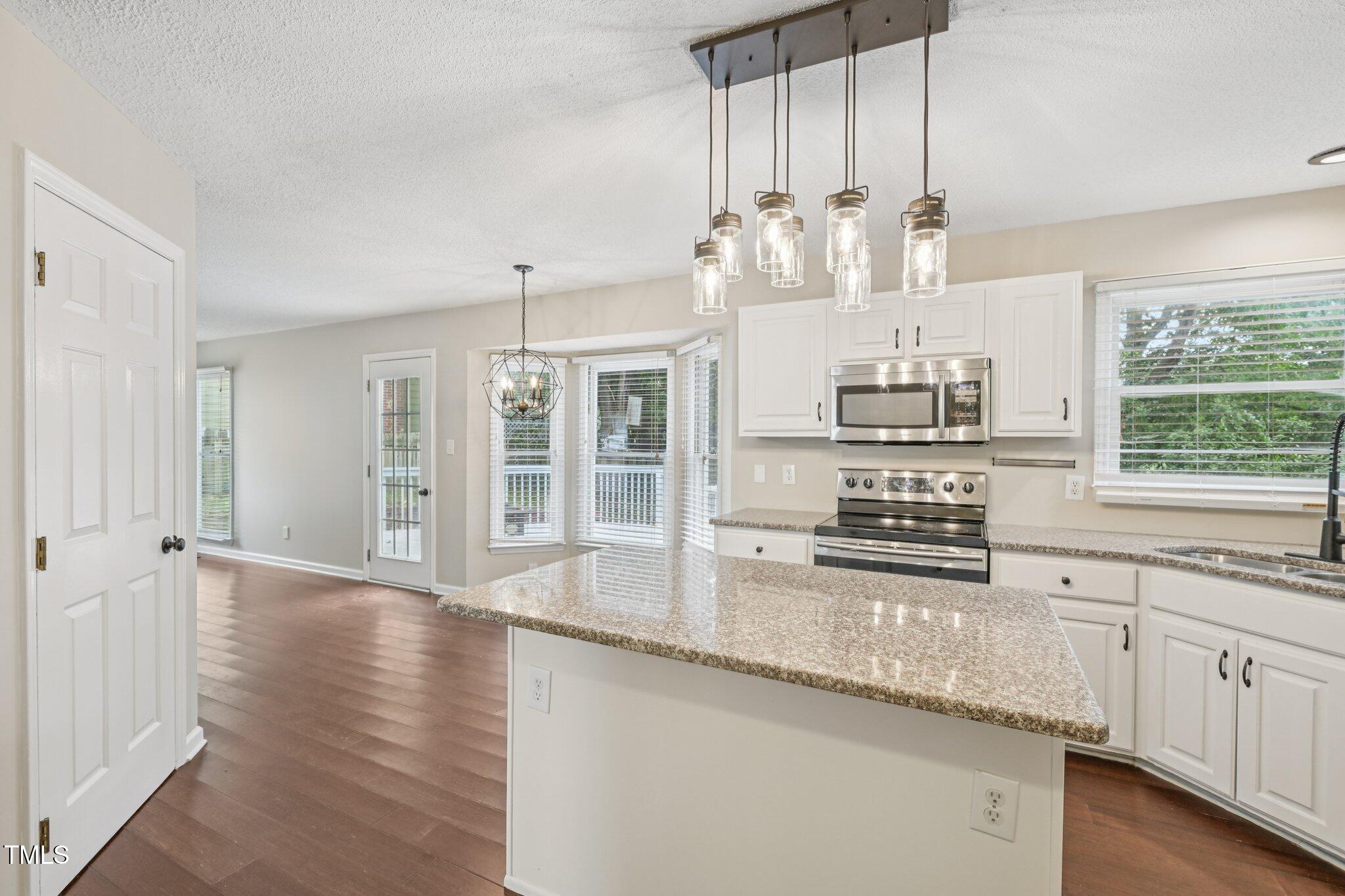 2317 Declaration Drive Raleigh, NC 27615 - Photo 11 of 27 16-web-or-mls-Declaration Dr-S1109-016