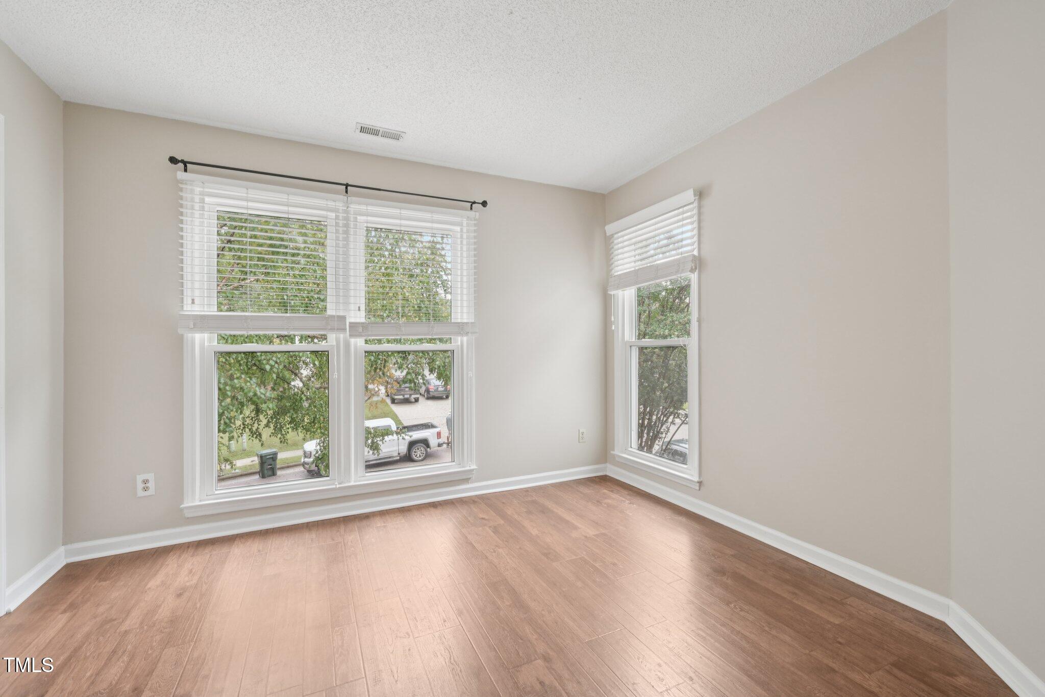 2317 Declaration Drive Raleigh, NC 27615 - Photo 14 of 27 23-web-or-mls-Declaration Dr-S1109-023