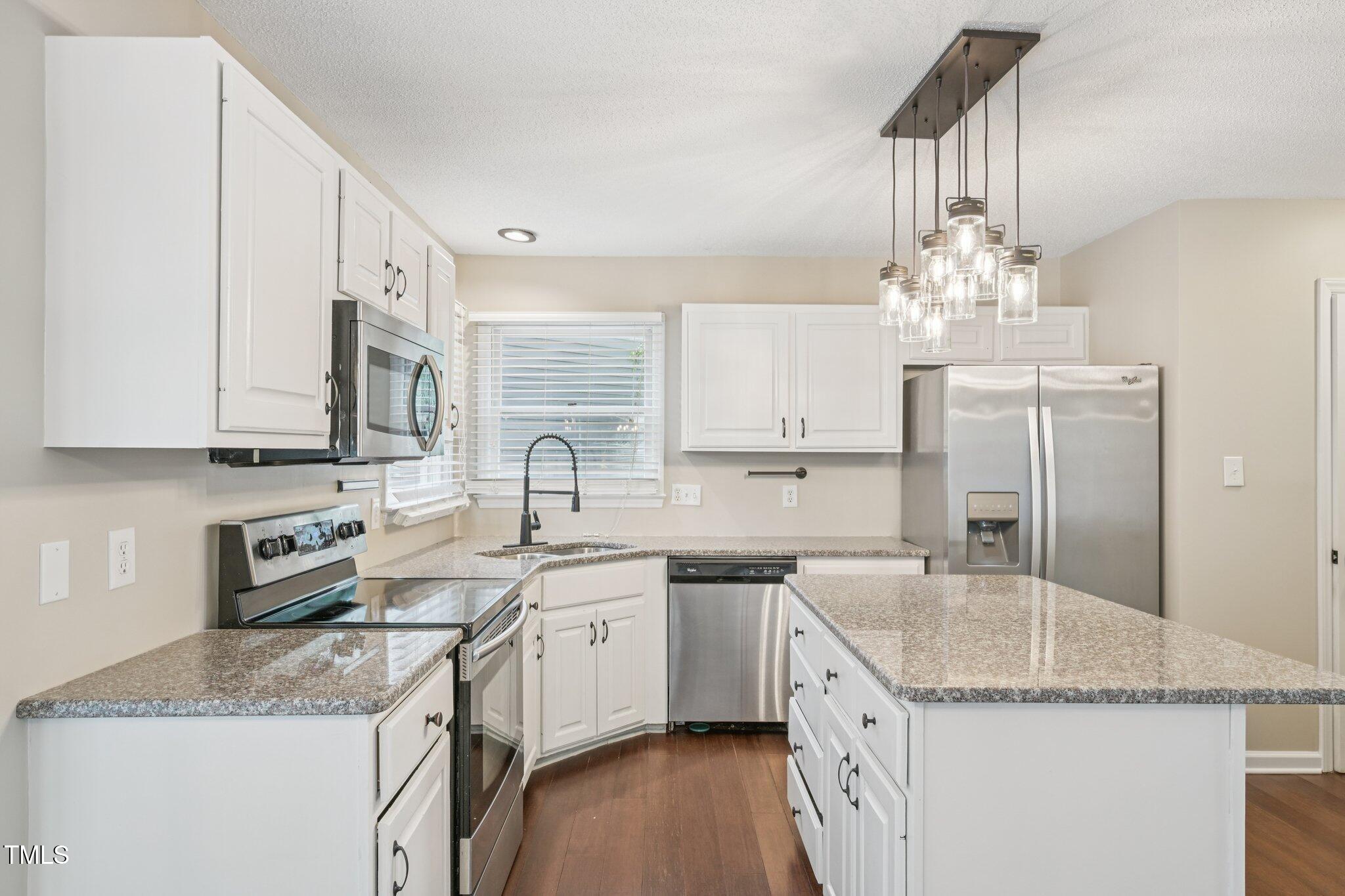 2317 Declaration Drive Raleigh, NC 27615 - Photo 8 of 27 13-web-or-mls-Declaration Dr-S1109-013