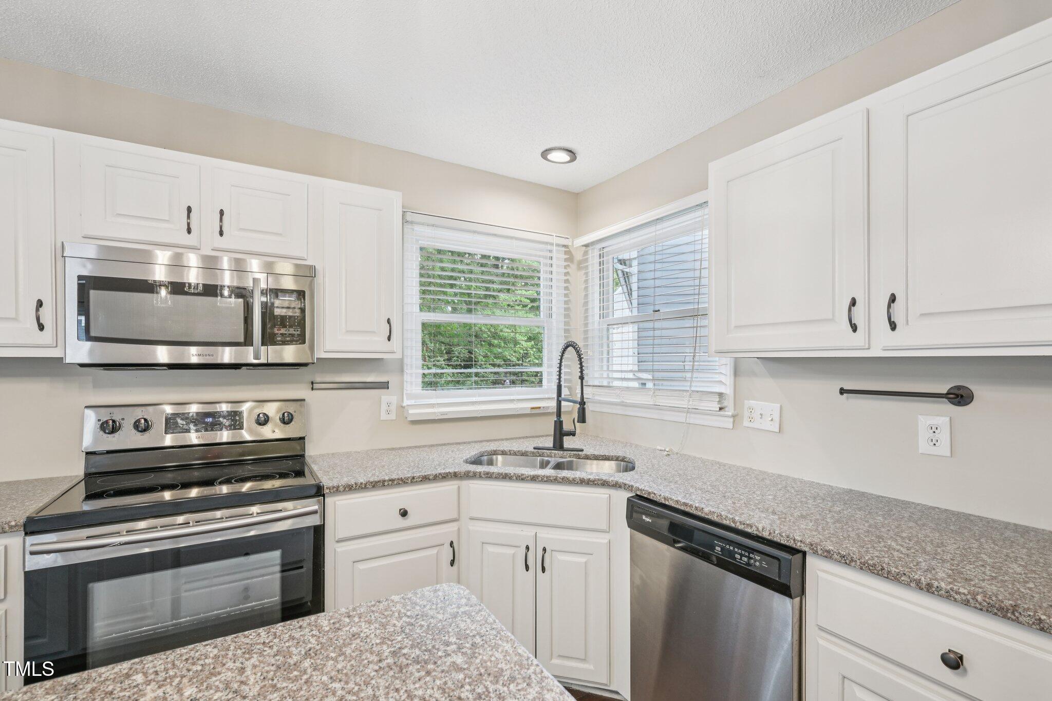 2317 Declaration Drive Raleigh, NC 27615 - Photo 9 of 27 14-web-or-mls-Declaration Dr-S1109-014