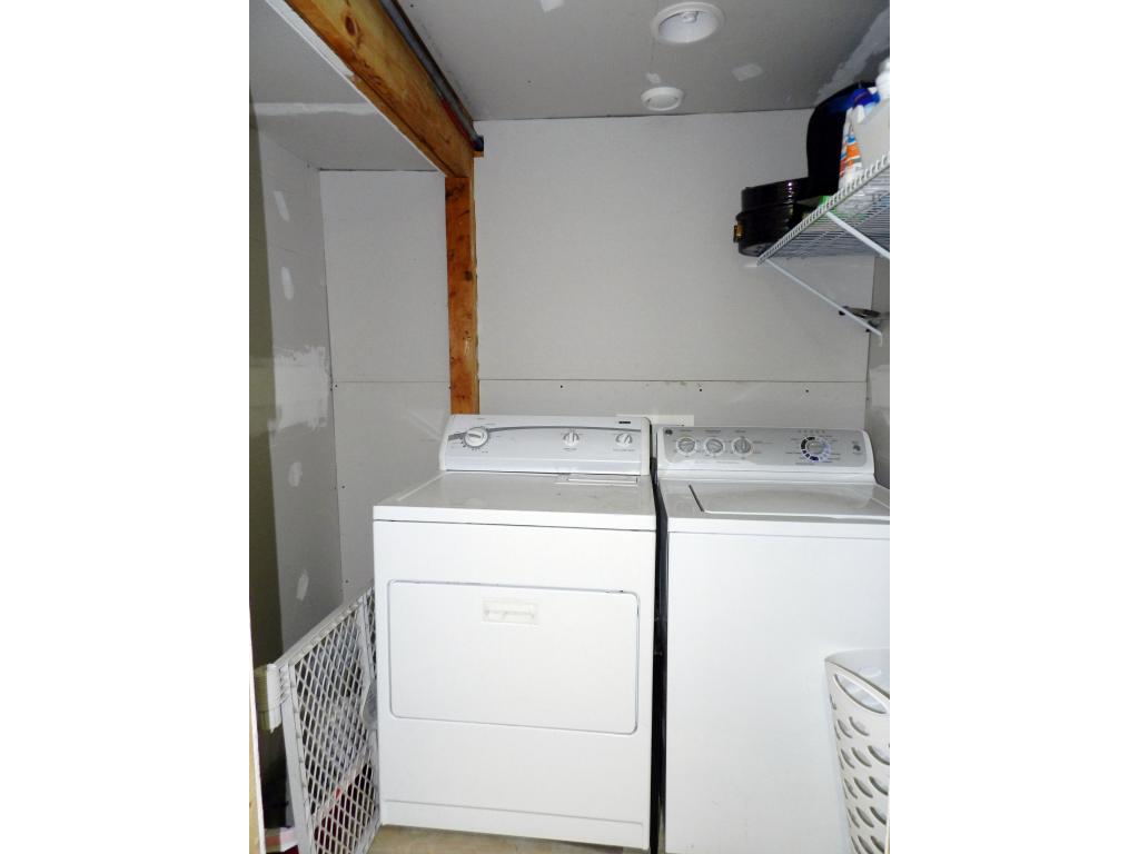 90 Kingston Road Exeter, NH 03833 - Photo 13 of 25 Gallery Image 13