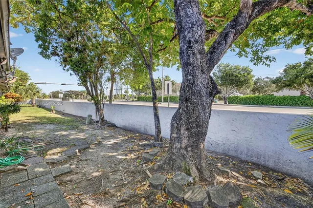 $349,000 | 8228 Northwest 100th Way, Tamarac, FL 33321