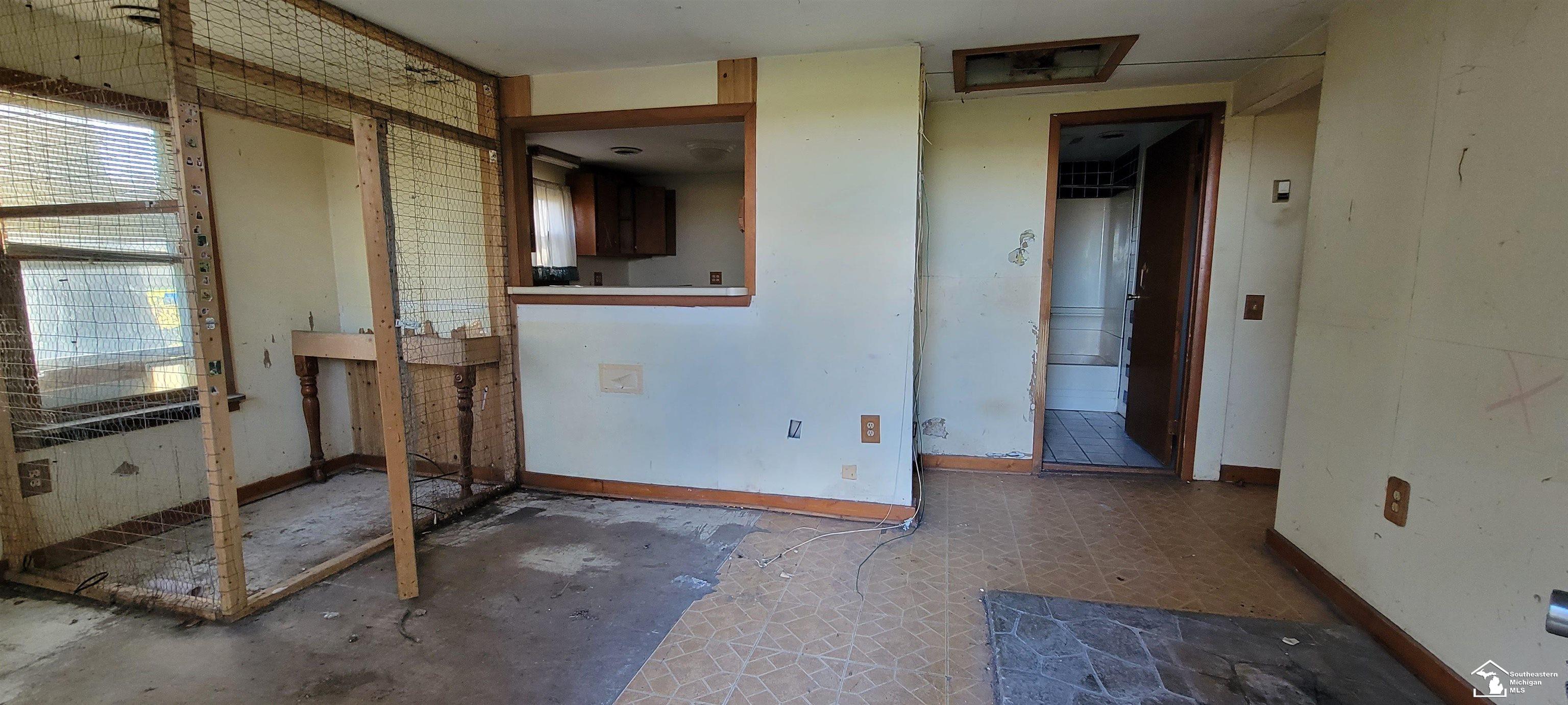 3245 Mentel Road Monroe, MI 48162 - Photo 5 of 13 Gallery Image 5