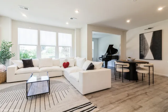 $3,400 | 24518 West Alexis Lane, Plainfield, IL 60585