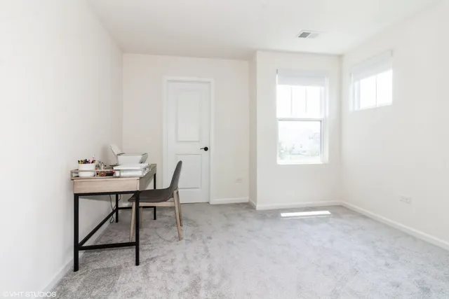 $3,400 | 24518 West Alexis Lane, Plainfield, IL 60585