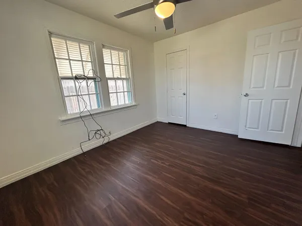$1,025 | 111 Avenue U, Lubbock, TX 79415