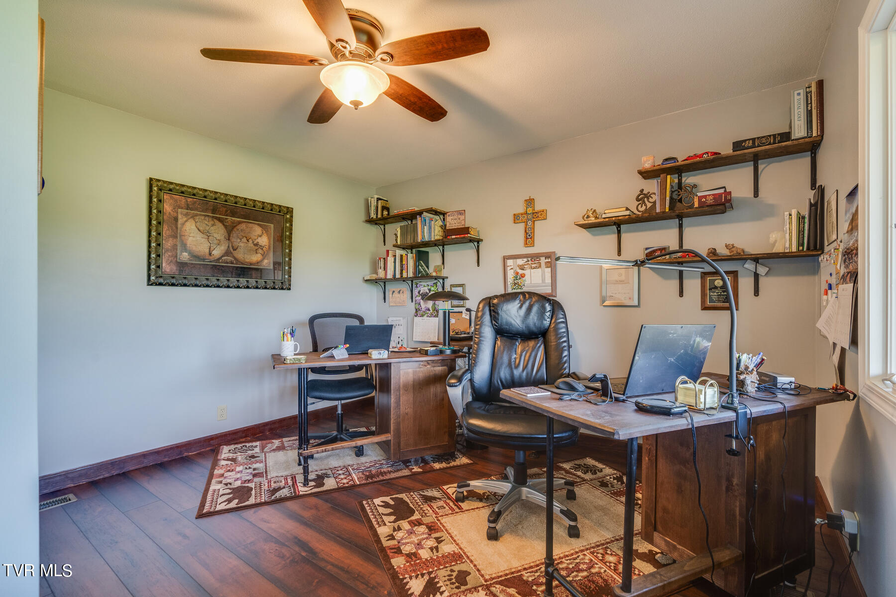 469 Pemberton Road Bristol, TN 37620 - Photo 11 of 64 011