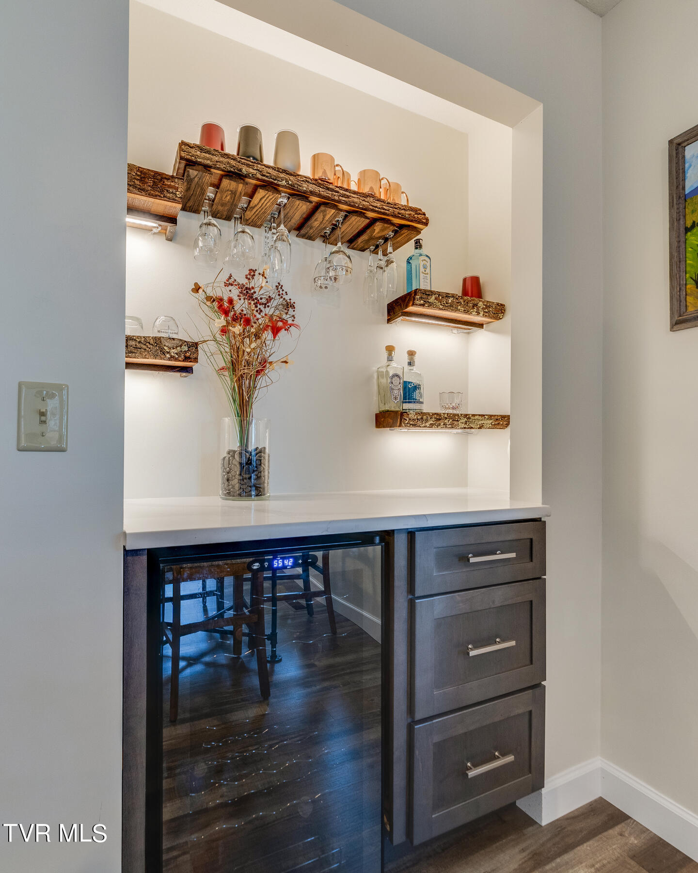 469 Pemberton Road Bristol, TN 37620 - Photo 16 of 64 016