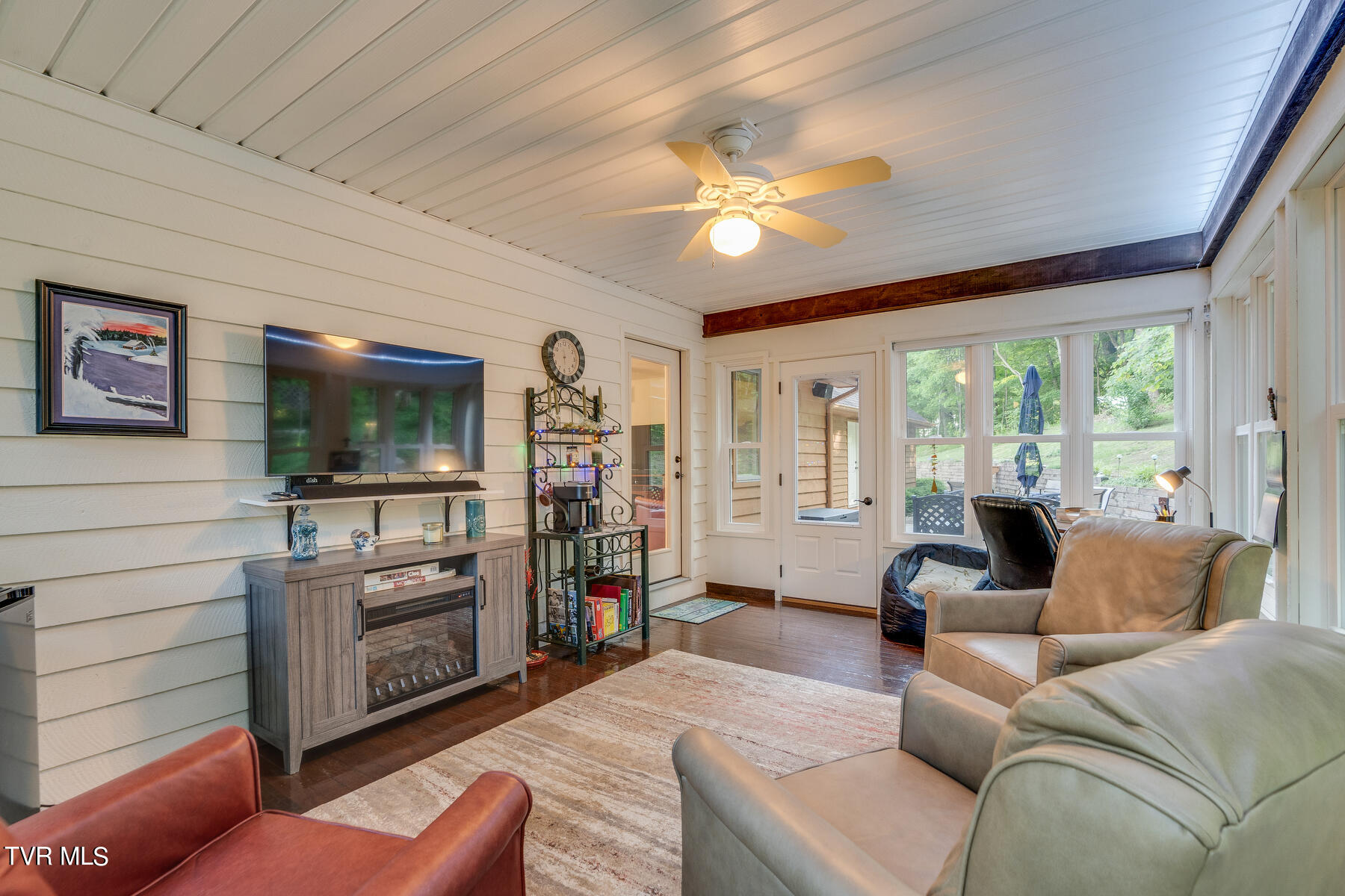 469 Pemberton Road Bristol, TN 37620 - Photo 23 of 64 023