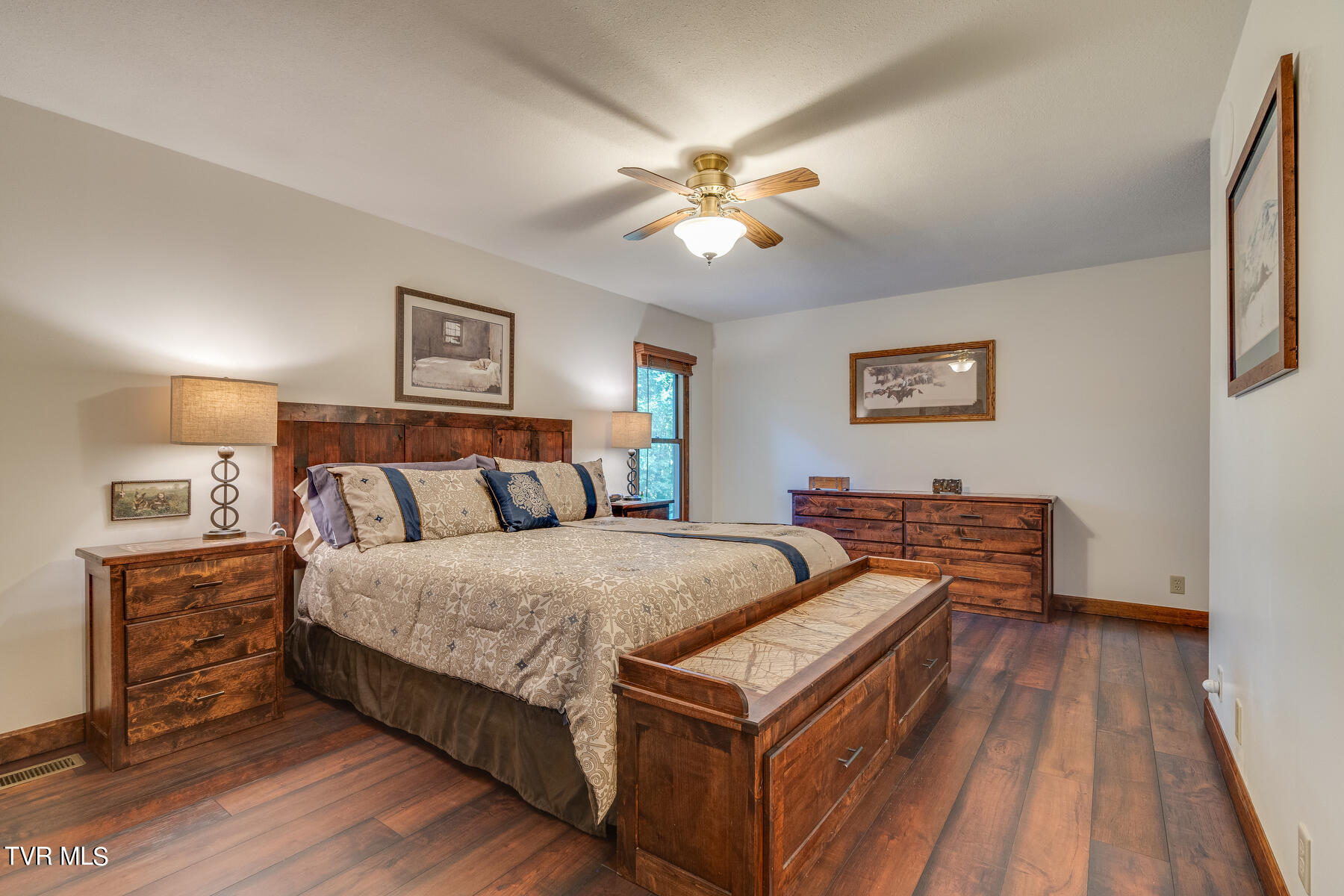 469 Pemberton Road Bristol, TN 37620 - Photo 27 of 64 027