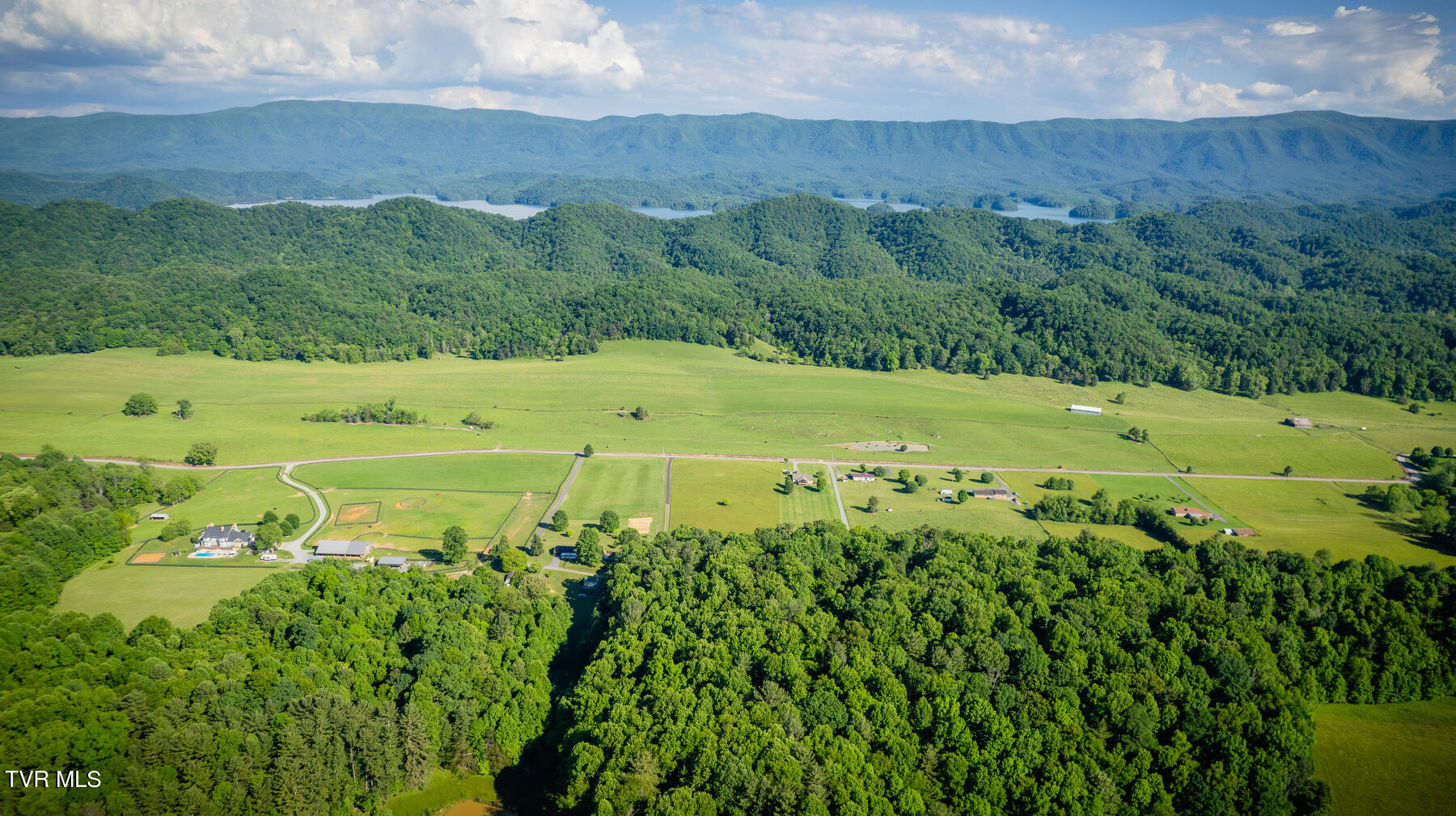 469 Pemberton Road Bristol, TN 37620 - Photo 59 of 64 104