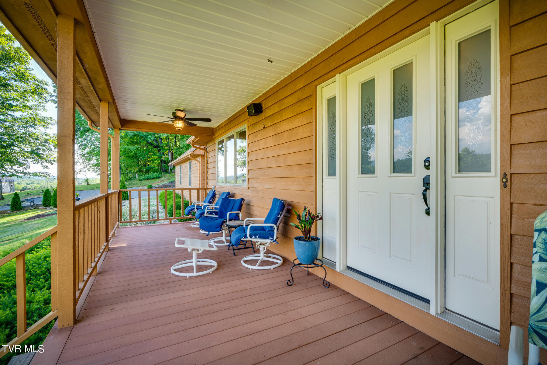 469 Pemberton Road Bristol, TN 37620 - Photo 8 of 64 008