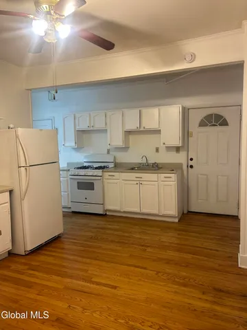 $1,250 | 290 2nd Avenue, Unit 1A, Troy, NY 12182