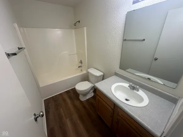 $1,750 | 8125 Maple Stream Lane, Indianapolis, IN 46217