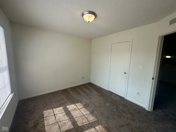 $1,750 | 8125 Maple Stream Lane, Indianapolis, IN 46217