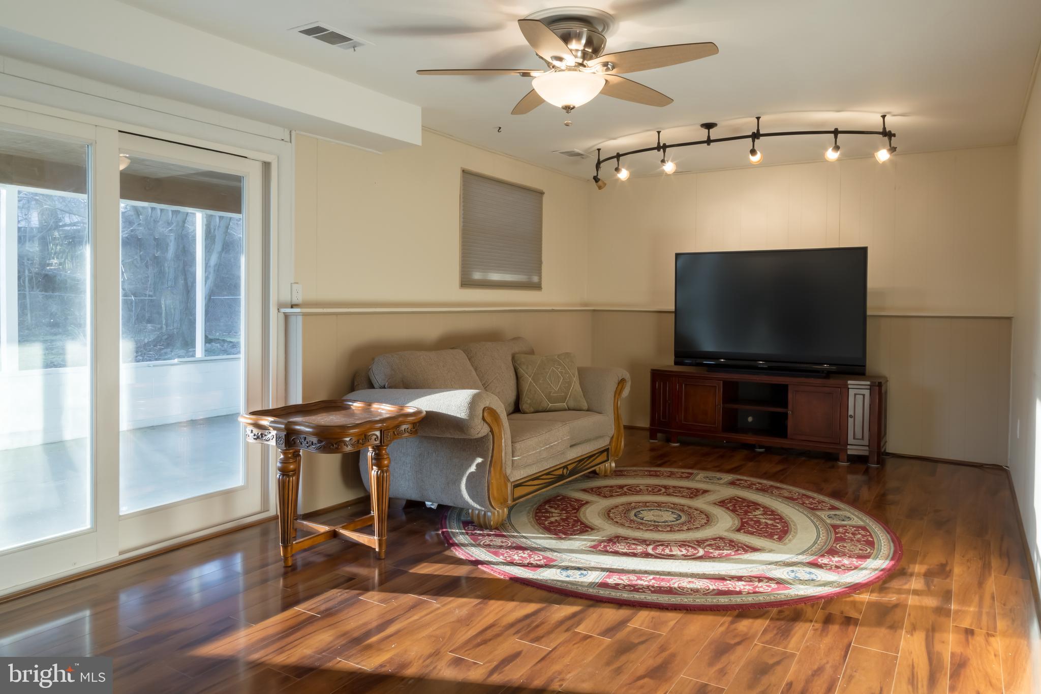 4002 Rouen Road Randallstown, MD 21133 - Photo 26 of 36 LL Rec Room w/ new VCT flooring