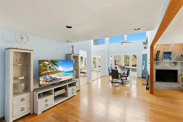 $1,790,000 | 557 Venice Lane, Sarasota, FL 34242