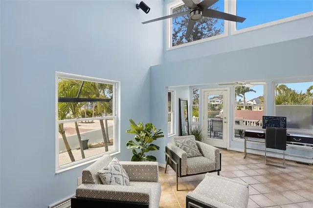 $1,790,000 | 557 Venice Lane, Sarasota, FL 34242