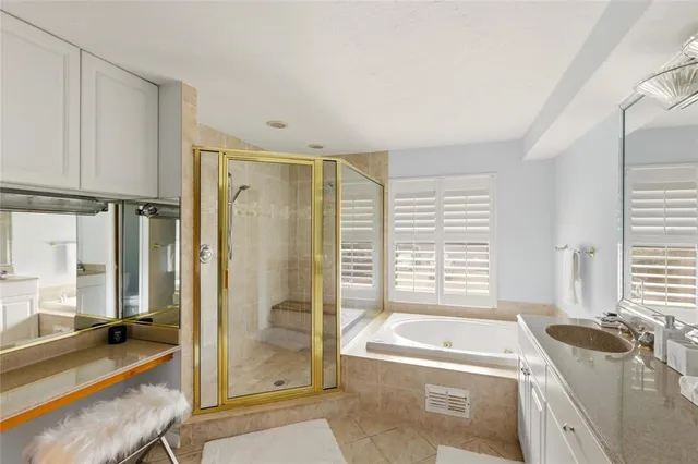 $1,790,000 | 557 Venice Lane, Sarasota, FL 34242