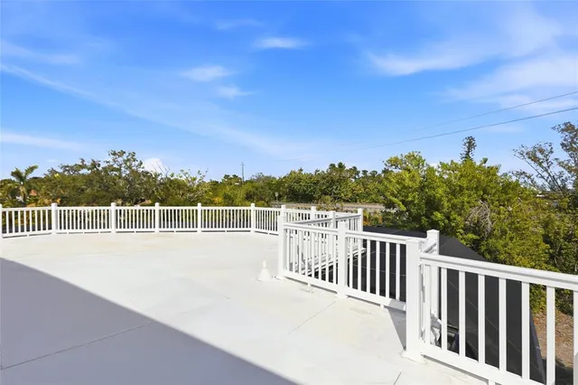 $1,790,000 | 557 Venice Lane, Sarasota, FL 34242