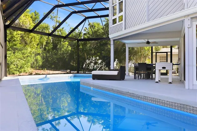 $1,790,000 | 557 Venice Lane, Sarasota, FL 34242