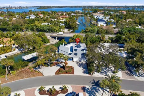 $1,680,000 | 557 Venice Lane, Sarasota, FL 34242