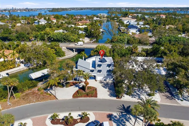 $1,790,000 | 557 Venice Lane, Sarasota, FL 34242