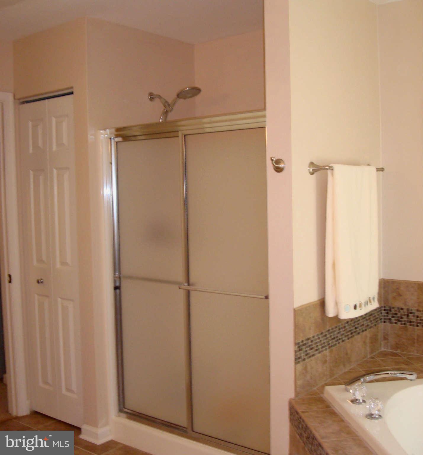 12911 Fork Road Baldwin, MD 21013 - Photo 23 of 30 Bath (Master)
