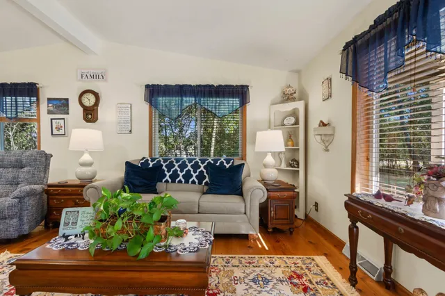 $319,000 | 325 Thunderbird, Nekoosa, WI 54457