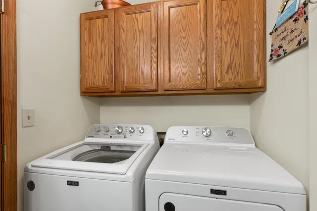 $319,000 | 325 Thunderbird, Nekoosa, WI 54457