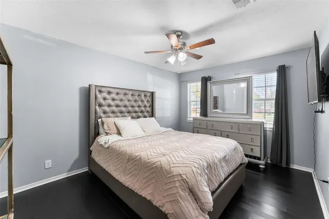 $240,000 | 502 Royal Avenue, Grand Prairie, TX 75051