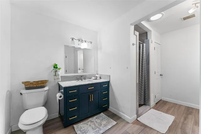 $240,000 | 502 Royal Avenue, Grand Prairie, TX 75051