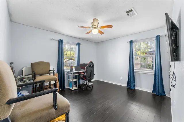 $240,000 | 502 Royal Avenue, Grand Prairie, TX 75051