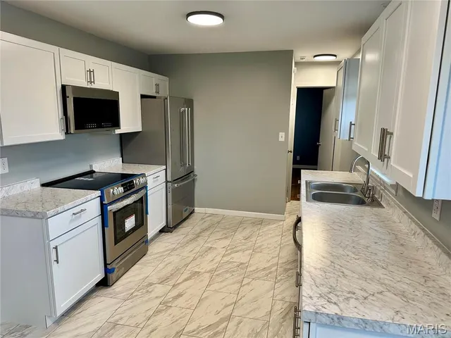 $1,595 | 30 West Marietta Place, Alton, IL 62002