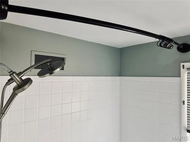 $1,595 | 30 West Marietta Place, Alton, IL 62002