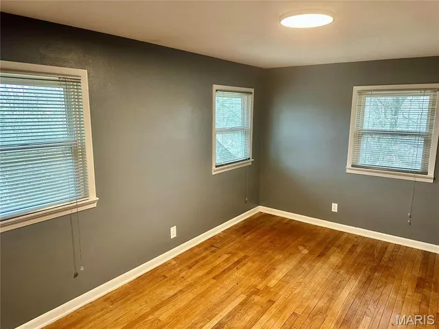 $1,595 | 30 West Marietta Place, Alton, IL 62002