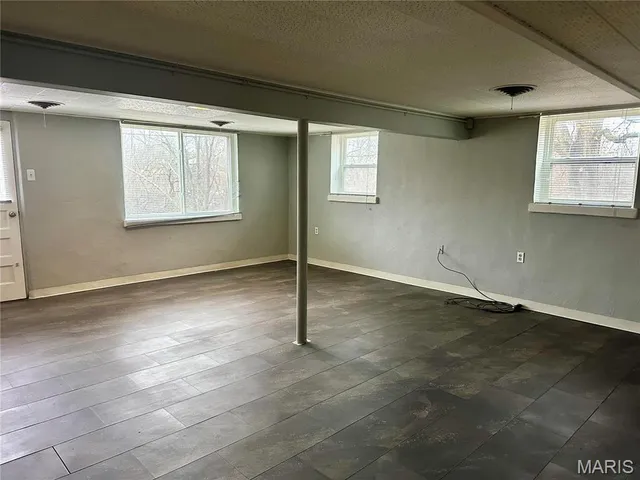 $1,595 | 30 West Marietta Place, Alton, IL 62002