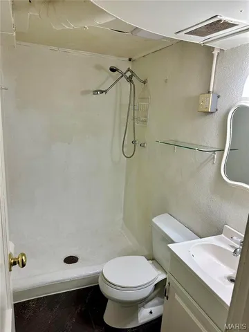 $1,595 | 30 West Marietta Place, Alton, IL 62002