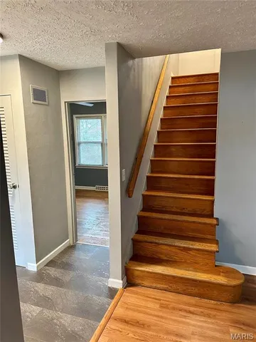 $1,595 | 30 West Marietta Place, Alton, IL 62002